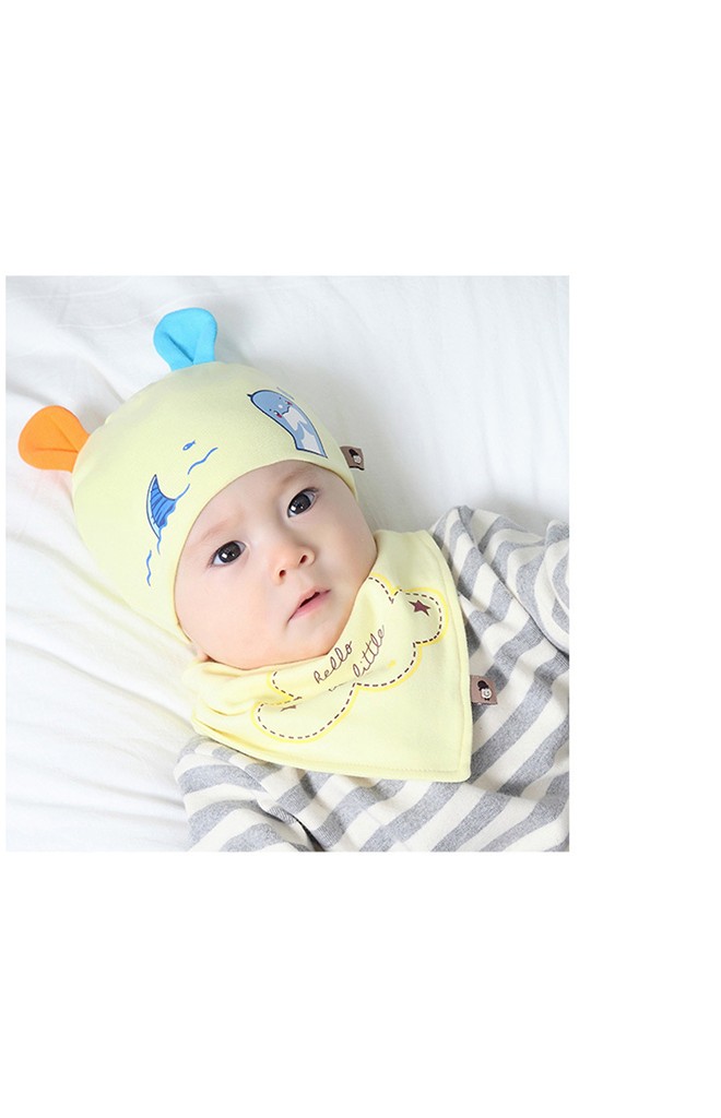 เซ็ตหมวกเด็กเล็กแต่งหูสกรีนโลมาพร้อมผ้ากันเปื้อน TIANYIBEAR