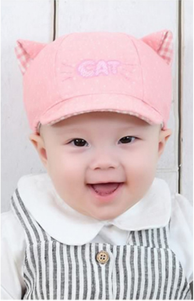 หมวกแก๊ปผ้าฝ้ายเด็กเล็ก ปักอักษร CAT หมวกแก๊ปผ้าฝ้ายเด็กเล็ก ปักอักษร CAT