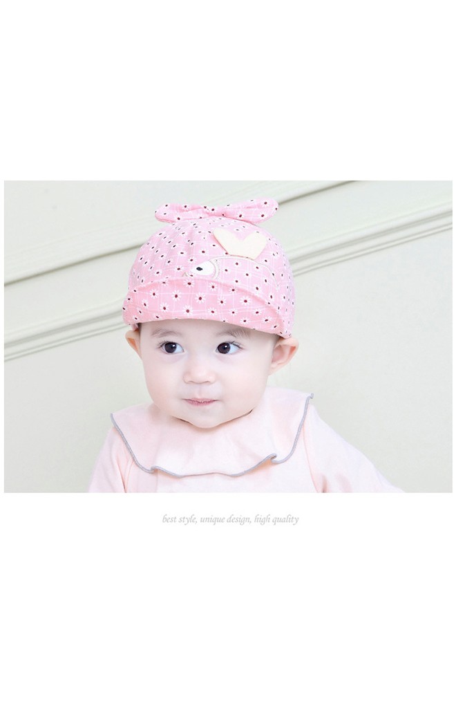หมวกแก๊ปลายเดซี่ปักรูปปลาน้อย ด้านบนแต่งโบว์น่ารัก TIANYIBEAR