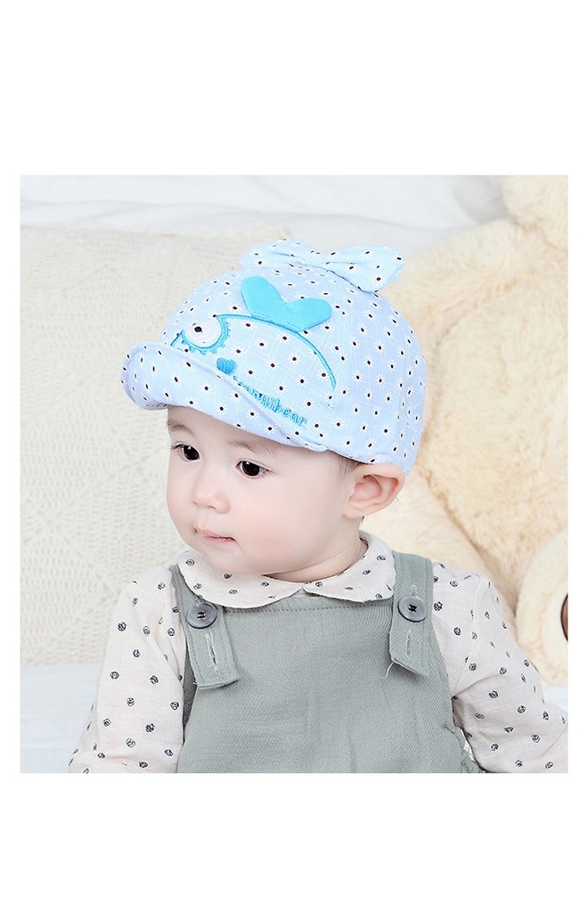 หมวกแก๊ปลายเดซี่ปักรูปปลาน้อย ด้านบนแต่งโบว์น่ารัก TIANYIBEAR