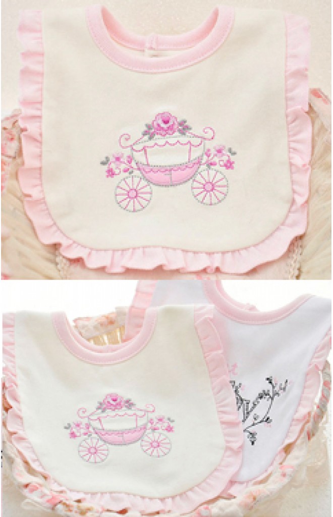 ผ้ากันเปื้อนเด็ก รอบระบายสีชมพูหวาน ปักลายสวย ผ้ากันเปื้อนเด็ก รอบระบายสีชมพูหวาน ปักลายสวย