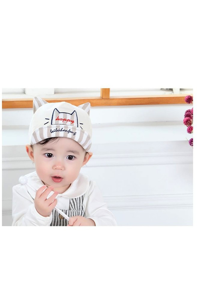 หมวกแก๊ปปักหน้าแมวและอักษร happy