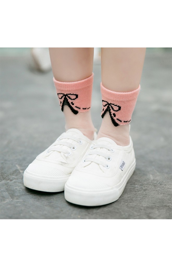 ถุงเท้าเด็กฤดูร้อนลายปกเสื้อแพ็ค 5 คู่ สี ขาว ครีม ชมพู น้ำเงิน และ ดำ(C622)