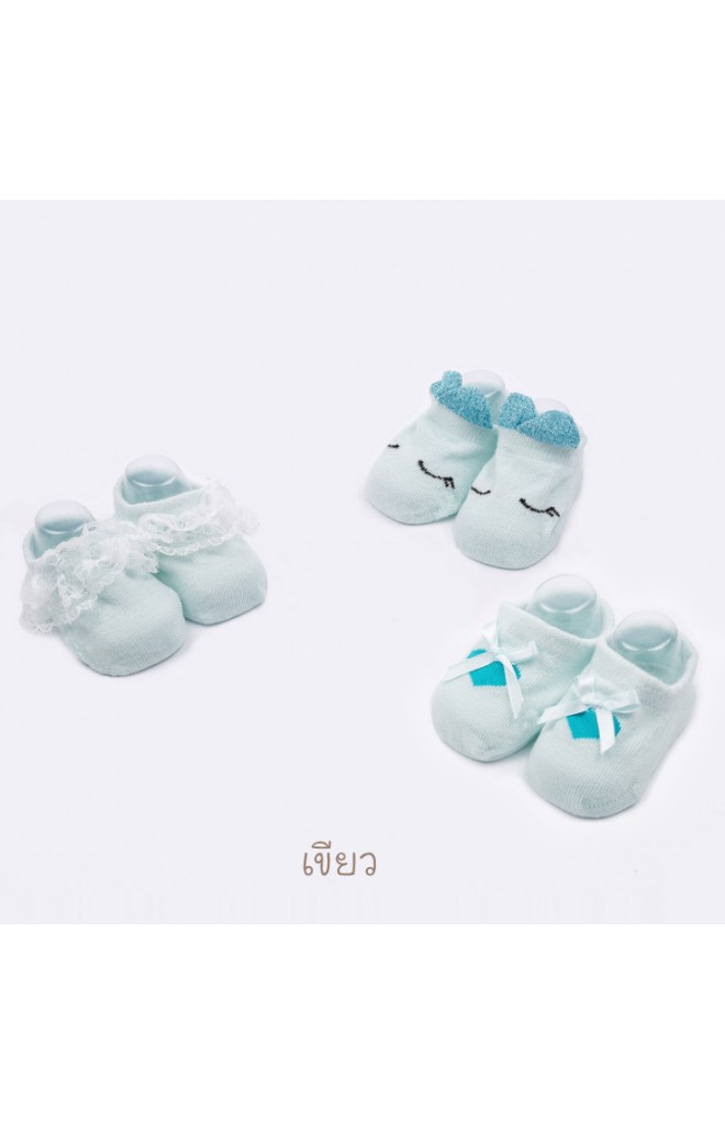 ถุงเท้าเด็กหญิง กล่อง 3 คู่ มีกันลื่น