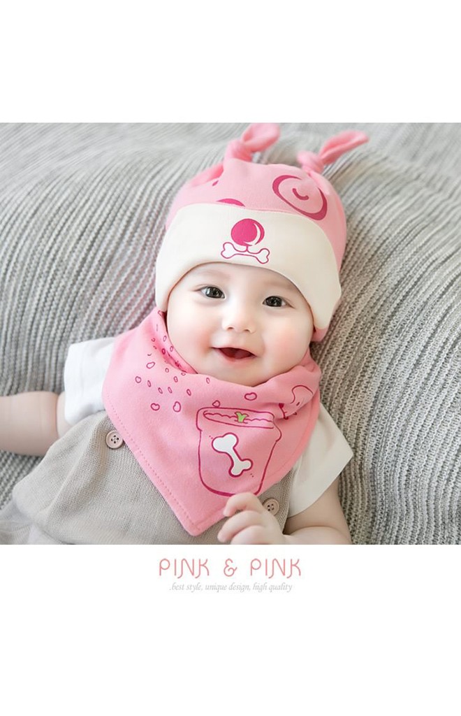 เซ็ตหมวกลายเจ้าตูบและกระดูกมาพร้อมผ้ากันเปื้อนสามเหลี่ยม GZMM