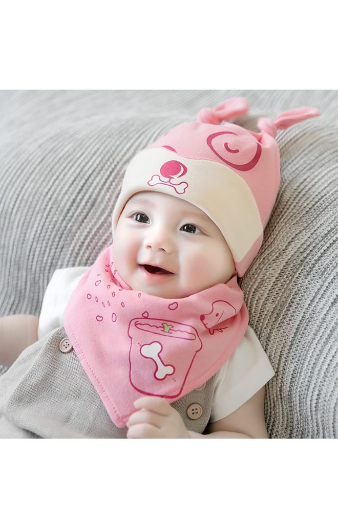 เซ็ตหมวกลายเจ้าตูบและกระดูกมาพร้อมผ้ากันเปื้อนสามเหลี่ยม GZMM