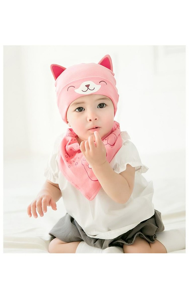 เซ็ตหมวกลายลูกสุนัขหูตั้งมาพร้อมผ้ากันเปื้อนสามเหลี่ยม GZMM