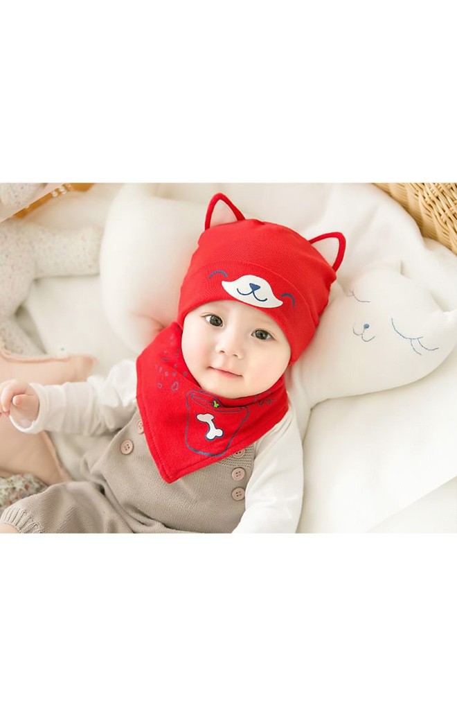 เซ็ตหมวกลายลูกสุนัขหูตั้งมาพร้อมผ้ากันเปื้อนสามเหลี่ยม GZMM