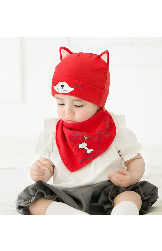 เซ็ตหมวกลายลูกสุนัขหูตั้งมาพร้อมผ้ากันเปื้อนสามเหลี่ยม GZMM