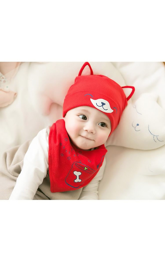 เซ็ตหมวกลายลูกสุนัขหูตั้งมาพร้อมผ้ากันเปื้อนสามเหลี่ยม GZMM