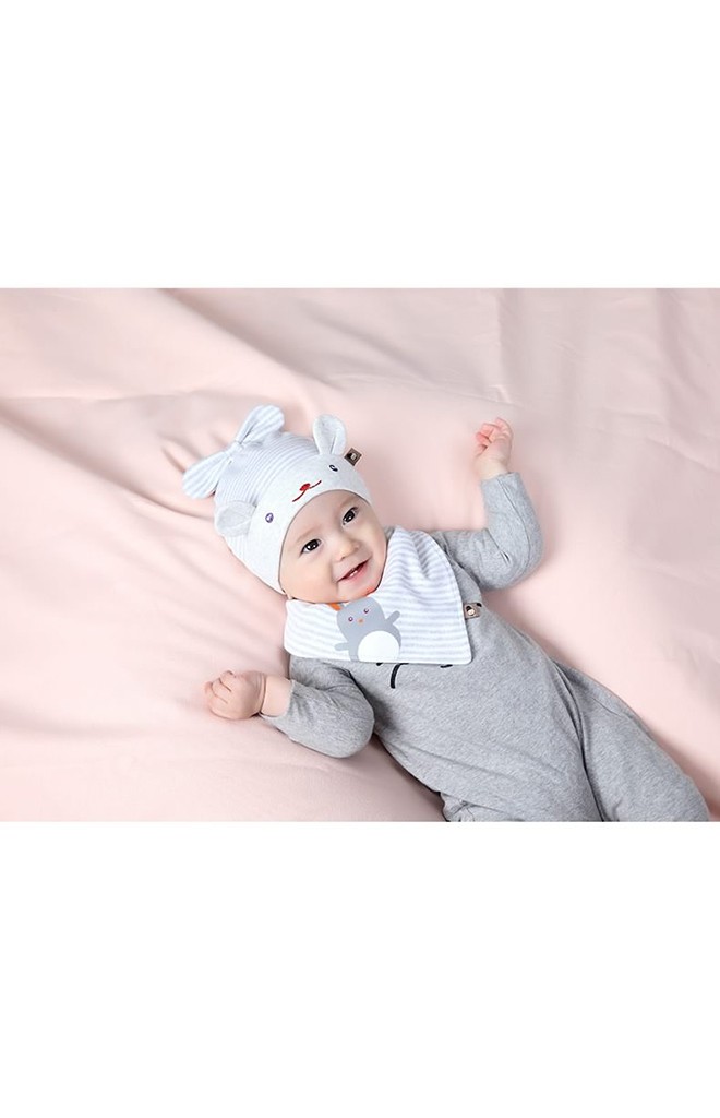 เซ็ตหมวกกระต่ายผูกโบว์ลายทางมาพร้อมผ้ากันเปื้อน TIANYIBEAR