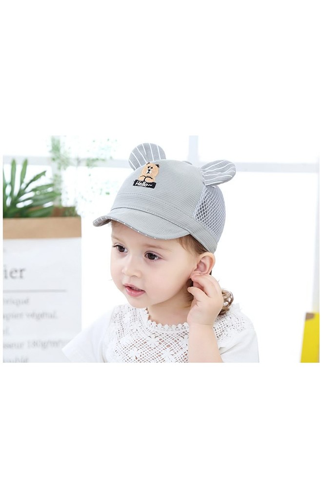 หมวกแก๊ปปักหน้าหมีน้อย อักษร Hello ด้านหลังผ้าตาข่าย
