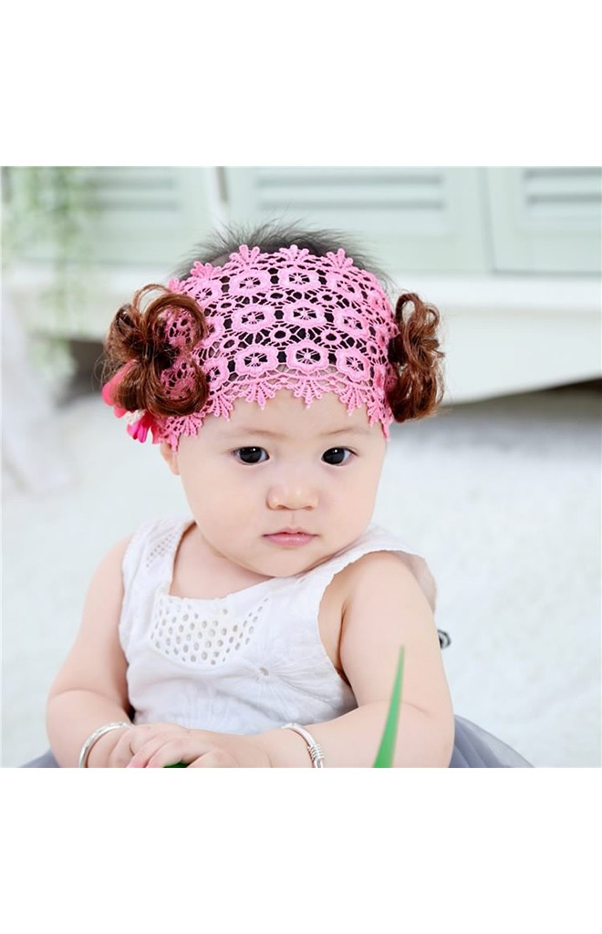 ผ้าคาดลูกไม้สีชมพู ปอยผมแต่งโบว์ดอกไม้