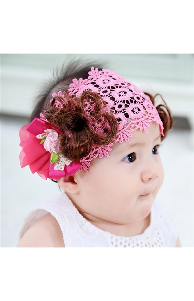 ผ้าคาดลูกไม้สีชมพู ปอยผมแต่งโบว์ดอกไม้