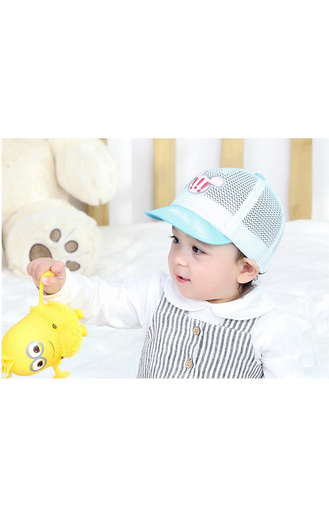 หมวกแก๊ปผ้าตาข่ายแต่งรูปมิกกี้ ใต้ปีกปักอักษร TIANYIBEAR
