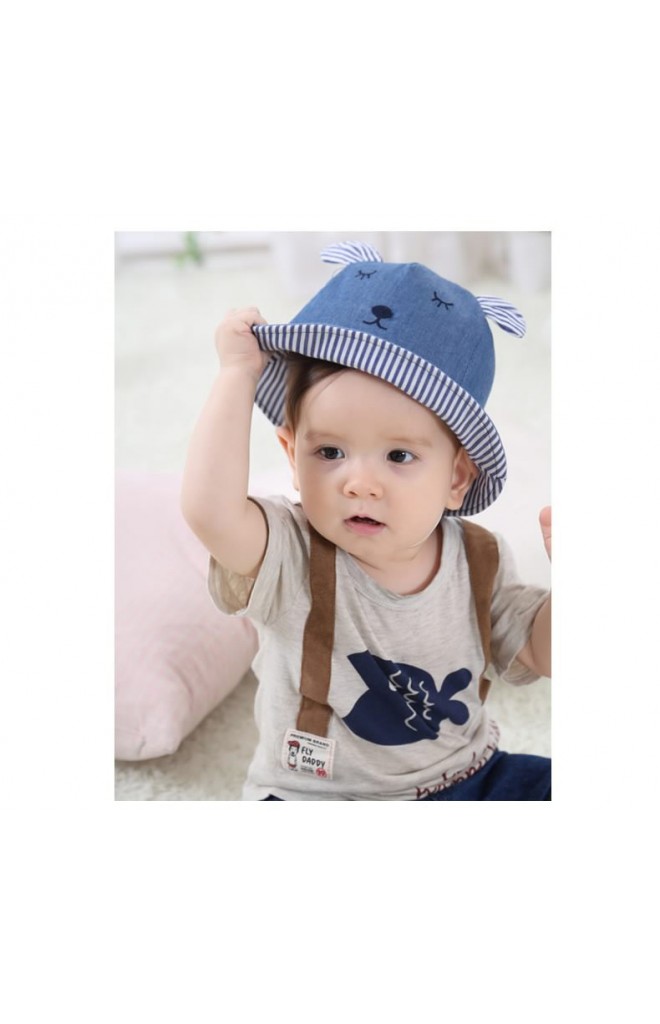 หมวกปีกรอบปักหน้าหมีน้อย ใต้ปีกและหูลายทาง
