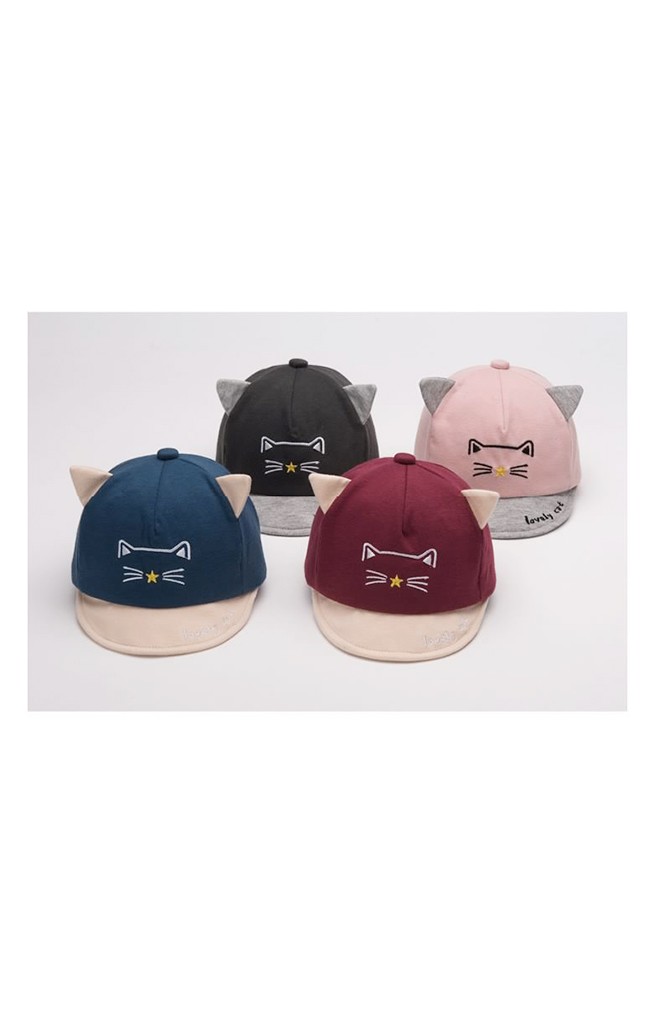 หมวกแก๊ปปักหน้าแมวน้อย lovely cat จาก TUTUYA
