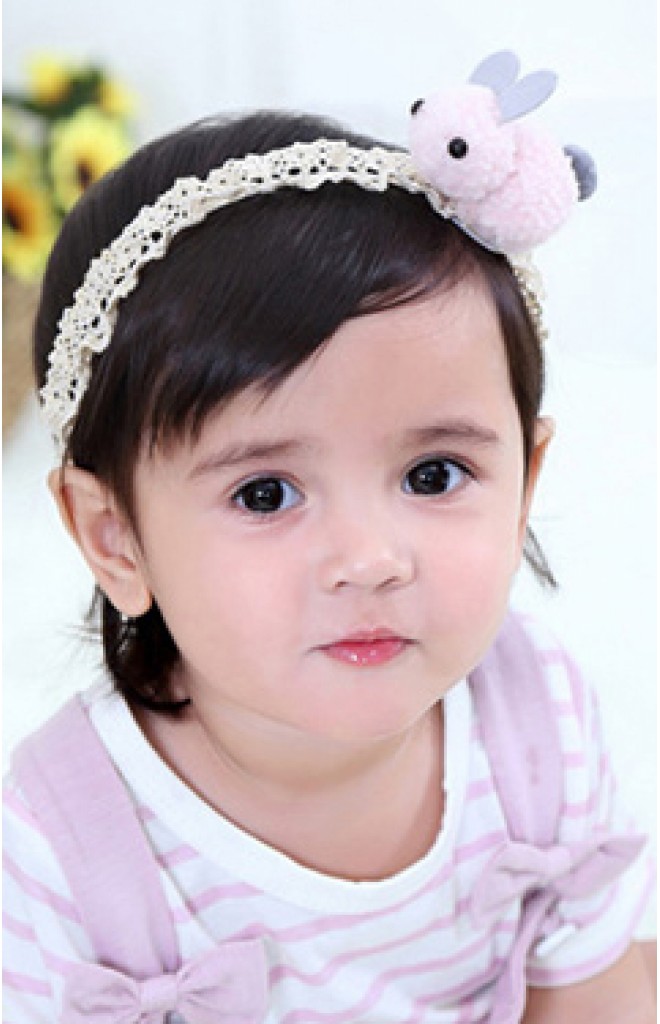 สายคาดผมแต่งตุ๊กตากระต่ายน้อย สายลูกไม้สีครีมเหลือบทอง สายคาดผมแต่งตุ๊กตากระต่ายน้อย สายลูกไม้สีครีมเหลือบทอง