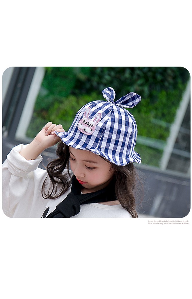หมวกเด็กปีกรอบลายสก็อตแต่งกระต่ายน้อย จาก KUKUJI