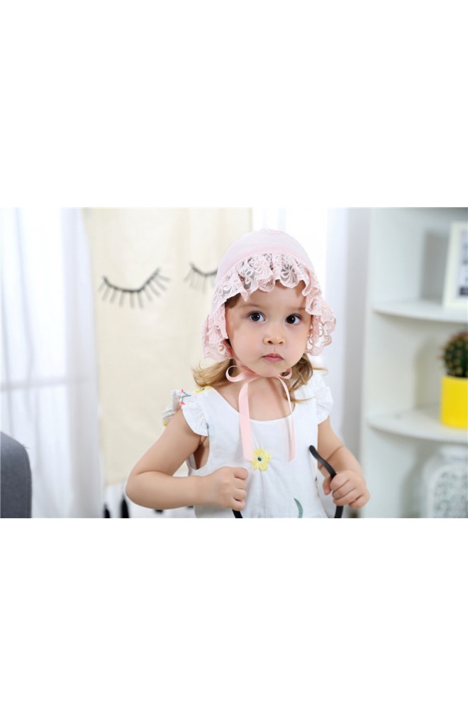 หมวกผูกคางสาวน้อยลายโบว์ด้านหน้าระบายลูกไม้