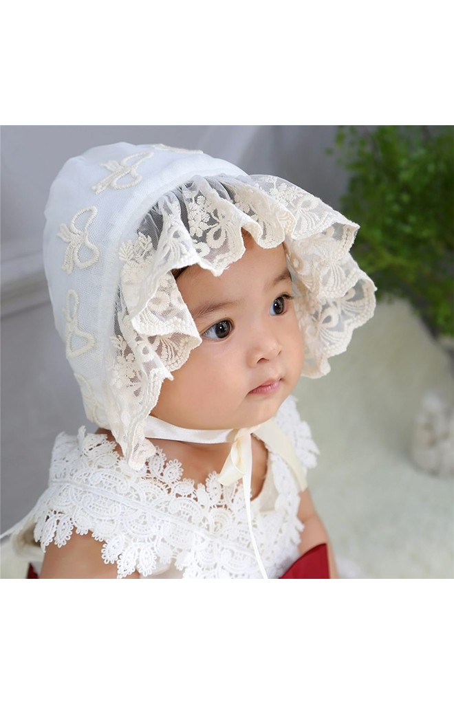 หมวกผูกคางสาวน้อยลายโบว์ด้านหน้าระบายลูกไม้
