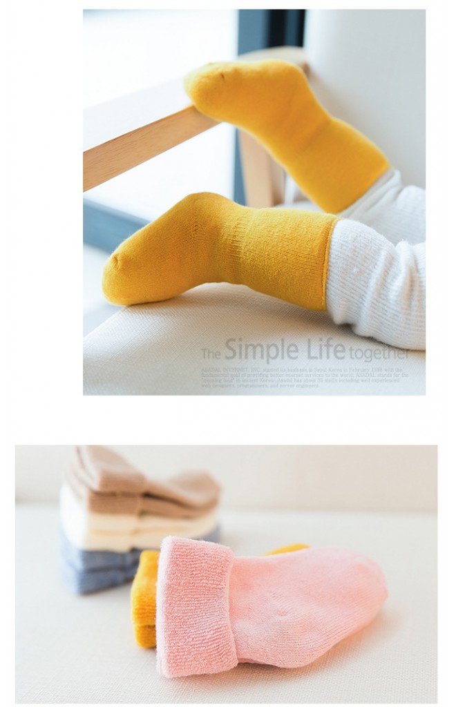 ถุงเท้าเด็กข้อสั้นแบบหนาแบบสีพื้น ไม่มีกันลื่น