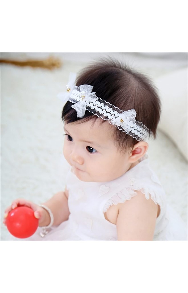 สายคาดผมลูกไม้สีขาวแต่งโบว์เล็กๆ 3 โบว์