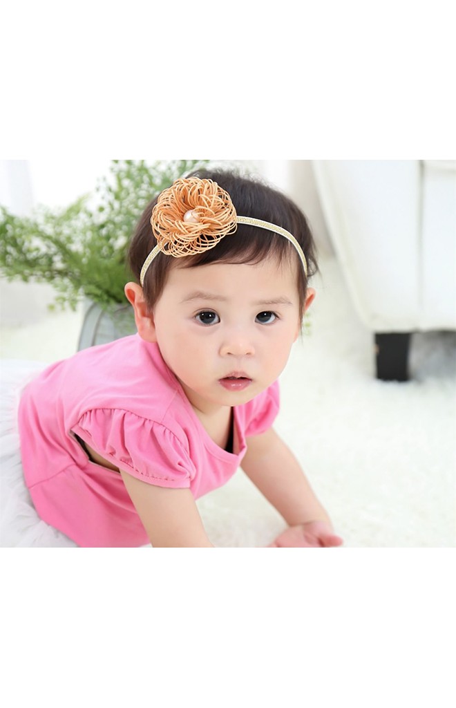 สายคาดผมดอกไม้แบบส้นฟูๆ แต่งเกสรมุกเทียม