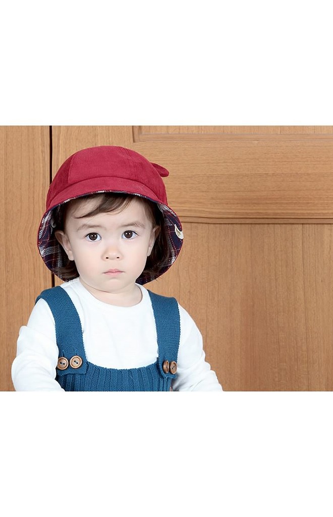 หมวก Bucket แต่งหูผ้าลูกฟูก ใต้ปีกหมวกลายสก๊อต