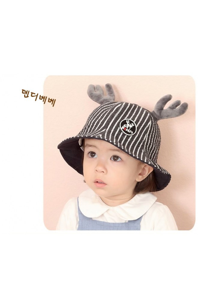 หมวกปีกรอบลายทางแต่งเขากวาง KUKUJI