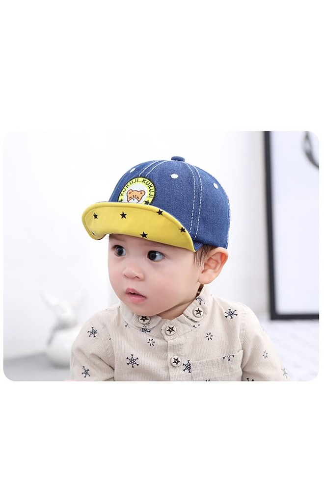 หมวกแก๊ปยีนส์ปักหน้าหมีน้อย จาก KUKUJI