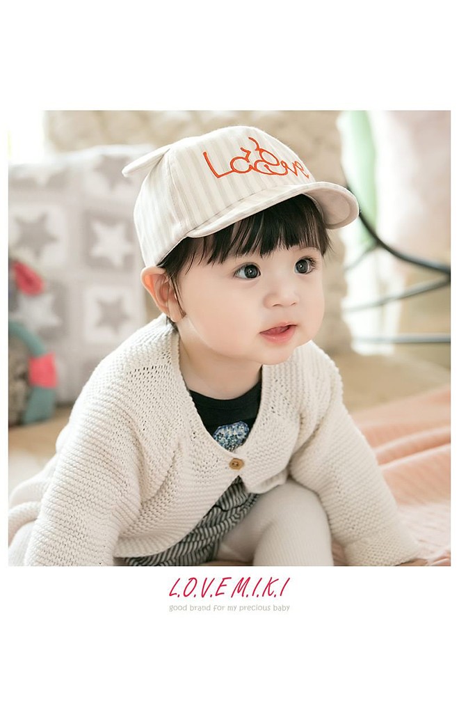 หมวกแก๊ปเด็กลายทางปักมิกกี้อักษร Love แต่งหูน่ารัก GZMM