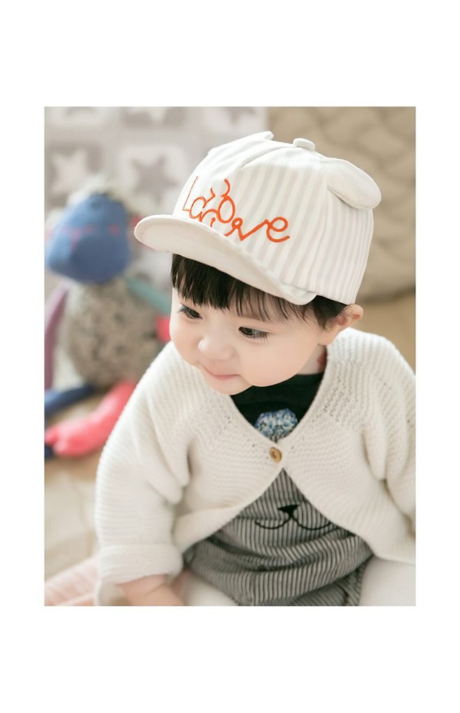 หมวกแก๊ปเด็กลายทางปักมิกกี้อักษร Love แต่งหูน่ารัก GZMM