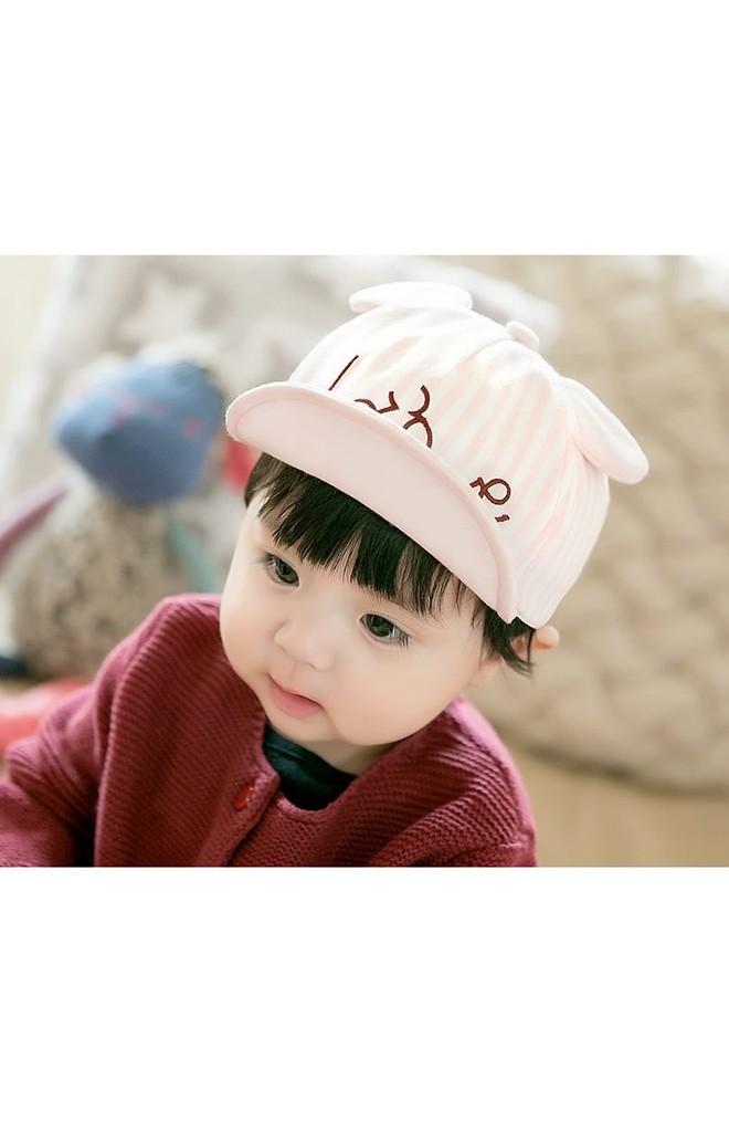 หมวกแก๊ปเด็กลายทางปักมิกกี้อักษร Love แต่งหูน่ารัก GZMM