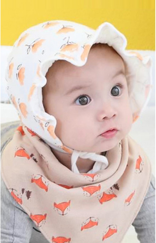 หมวกผูกคางเด็กลายดอกไม้ และ ลายสามเหลี่ยม ด้านหน้าระบายหวาน หมวกผูกคางเด็กลายดอกไม้ และ ลายสามเหลี่ยม ด้านหน้าระบายหวาน