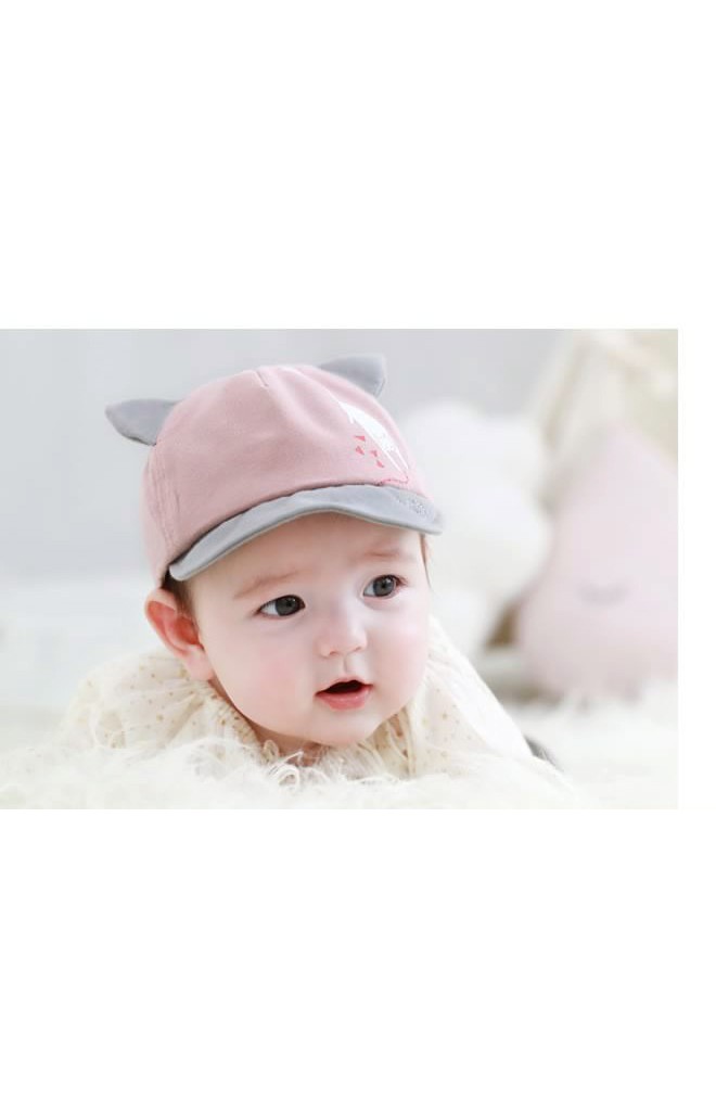 หมวกแก๊ปปีกอ่อนสกรีนรูปแมวน้อย จาก TUTUYA