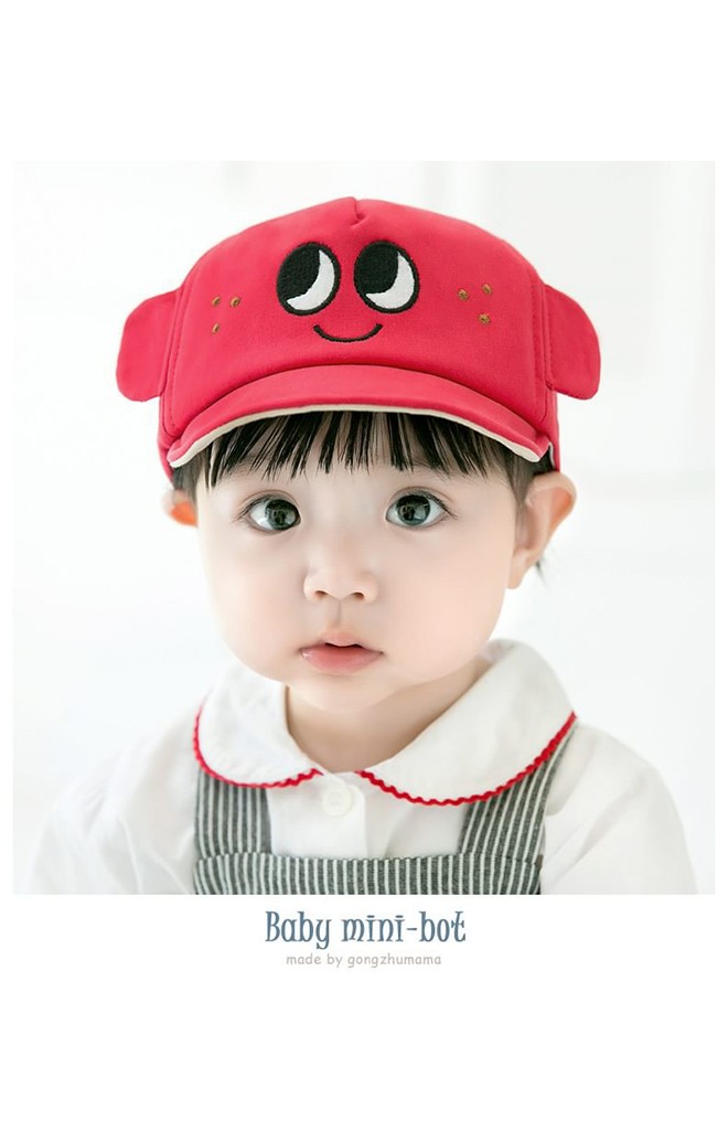 หมวกแก๊ปปักตาโตแต่งหูน่ารัก จาก GZMM