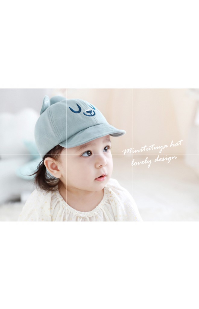 หมวกแก๊ปเด็กปักหน้าหมี หูปัก HELLO จาก TUTUYA