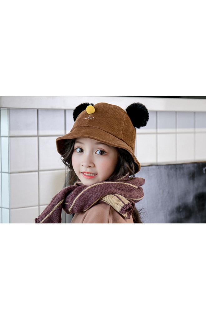 หมวก Bucket หน้าหมีผ้าลูกผูก แต่งหูปอมปอม KUKUJI