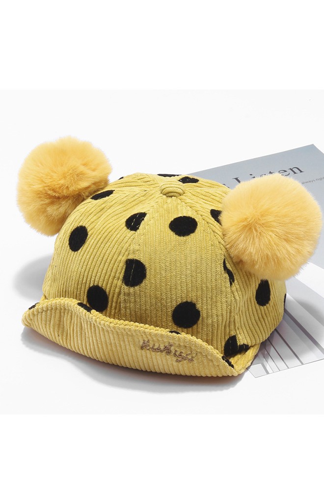 หมวกแก๊ปผ้าลูกฟูกลายจุดแต่งปอมปอมน่ารัก KUKUJI