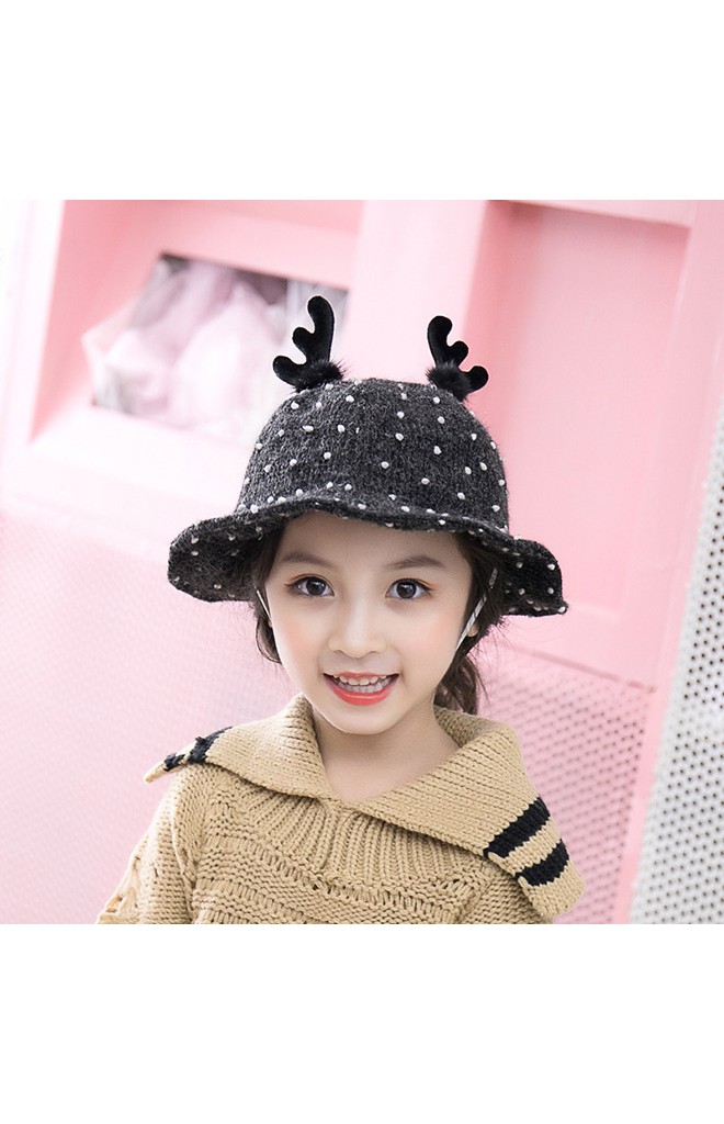หมวกกวางผ้าทอจุดขาว จาก KUKUJI
