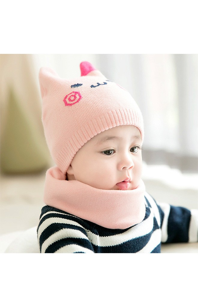 เซ็ตหมวกไหมพรมแมวน้อยมาพร้อมผ้าสวมคอ GZMM