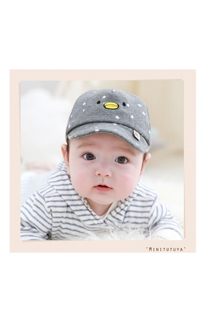 หมวกแก๊ปเป็ดน้อยลายดาว จาก TUTUYA