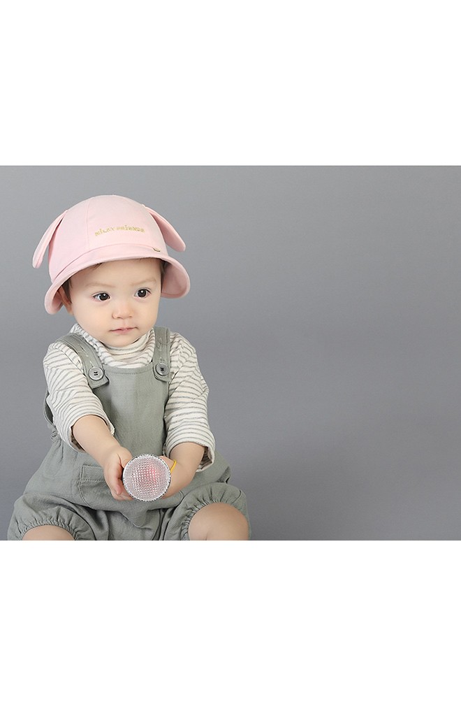 หมวกปีกรอบแต่งหู ปัก MiLKY FRiENDS