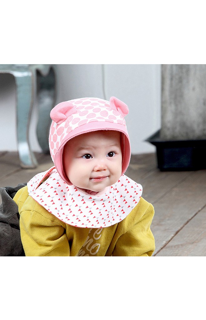 หมวกบอนเน็ตลายจุด แต่งหู ด้านหน้ามีปีกเล็ก