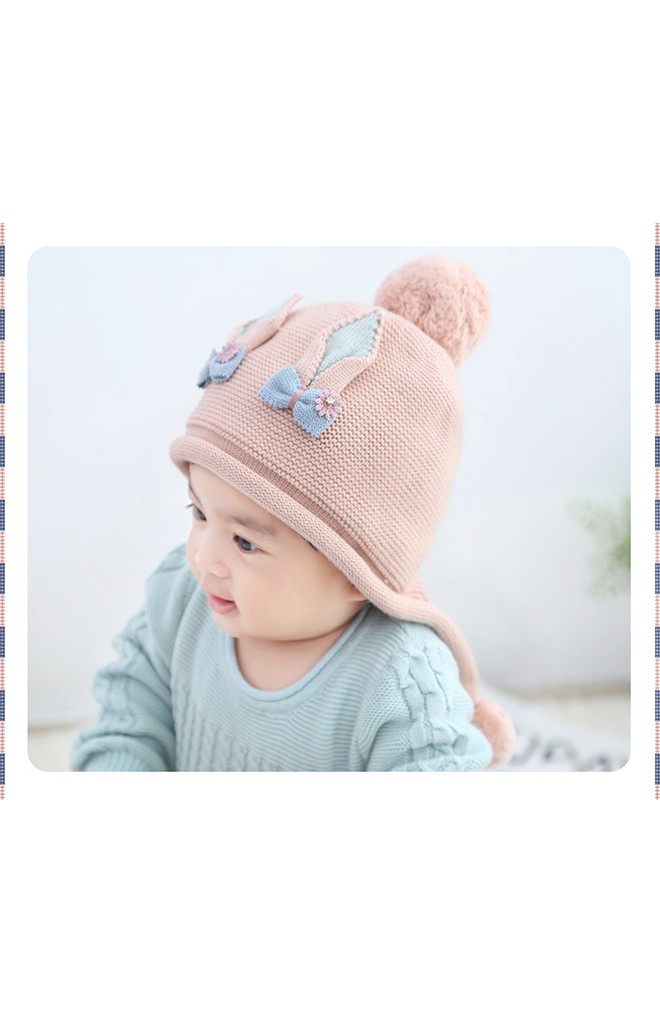 หมวกไหมพรมหูแหลมและโบว์น่ารัก พร้อมสายห้อยปอมปอม Bilamila