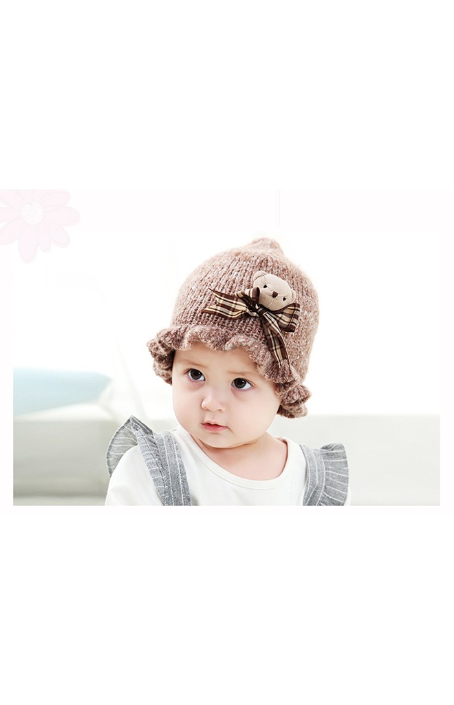 หมวกไหมพรมเด็กหญิงขอบหมวกระบาย แต่งหมีน้อยนูนน่ารัก