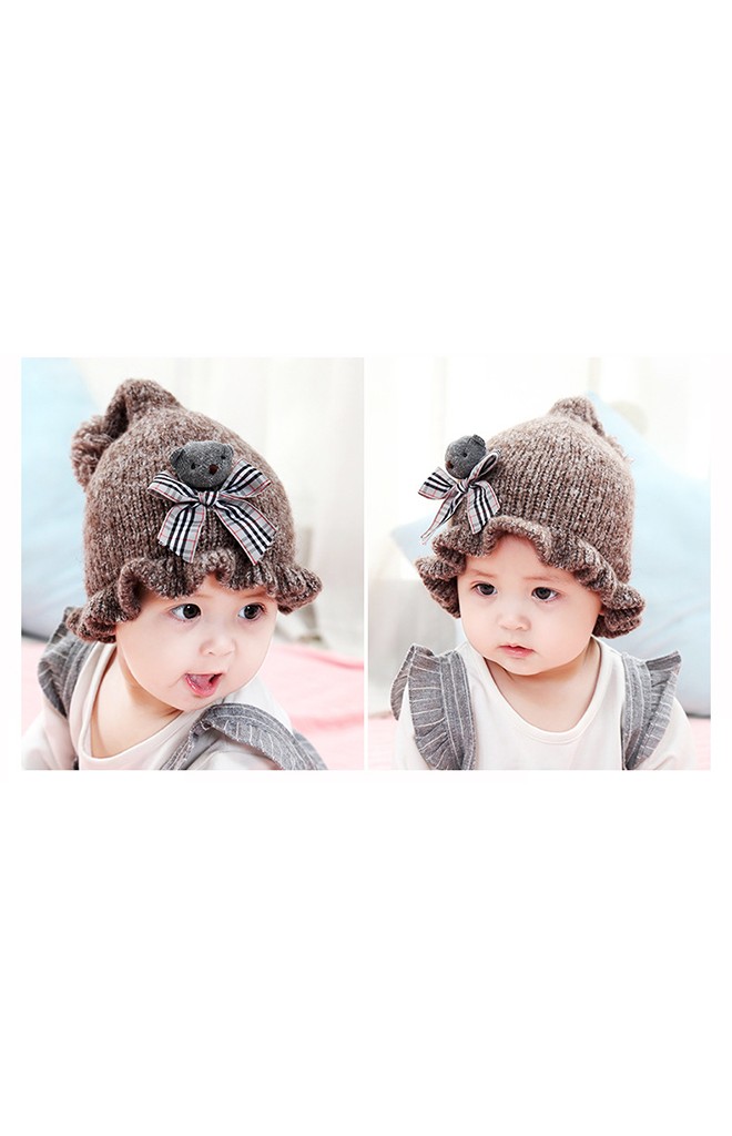 หมวกไหมพรมเด็กหญิงขอบหมวกระบาย แต่งหมีน้อยนูนน่ารัก