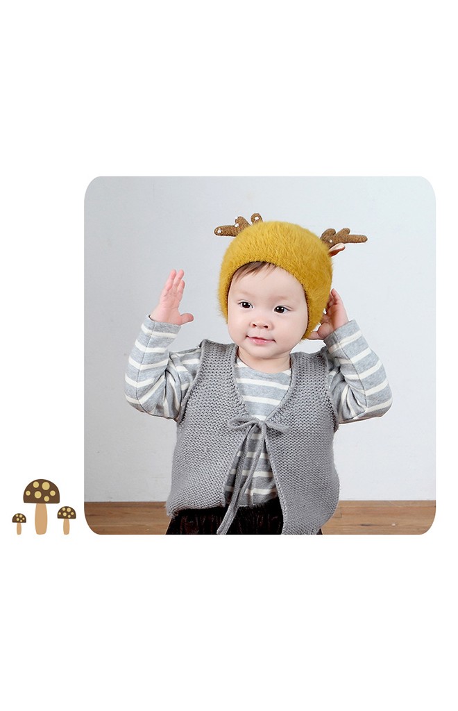 หมวกไหมพรมกำมะหยี่แต่งเขากวาง