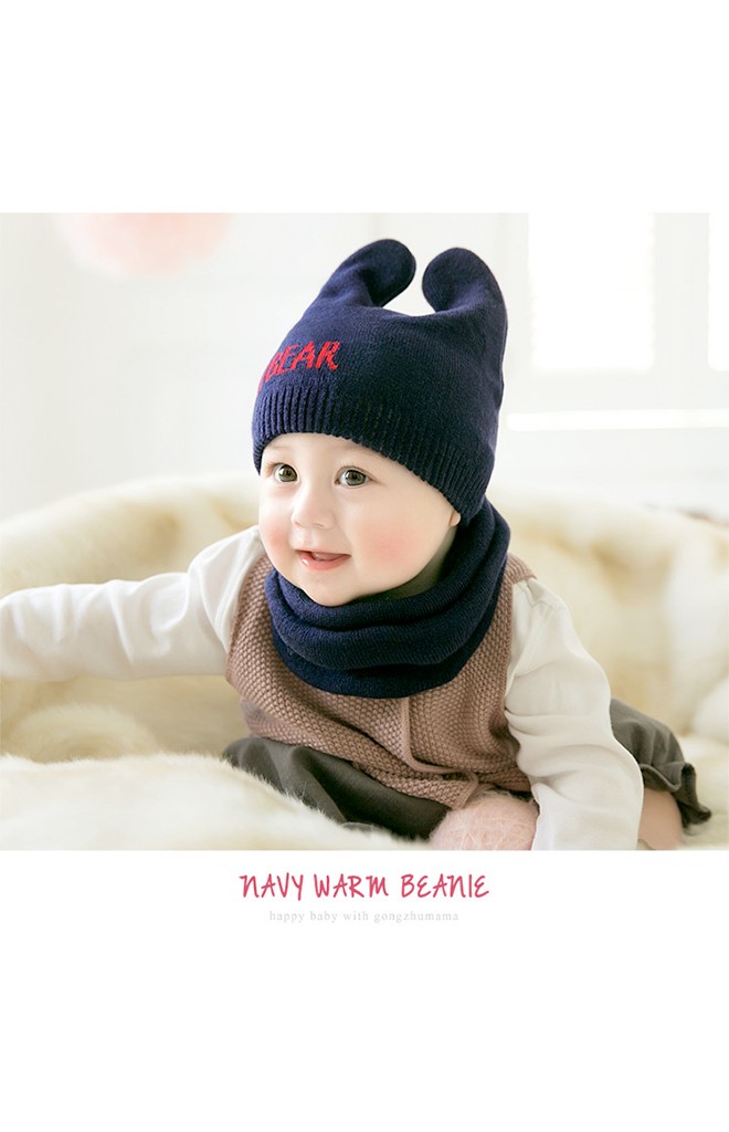 เซ็ตหมวกไหมพรมหูตั้ง อักษร I M BEAR มาพร้อมผ้าสวมคอ GZMM